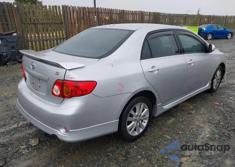 2010 Toyota Corolla S из США, поврежденный, VIN 2T1BU4EE6AC468332